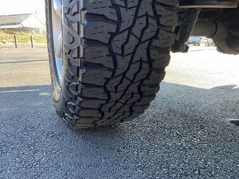 Used 2013 Nissan Titan SV w/ SV Premium Utility Pkg image 44