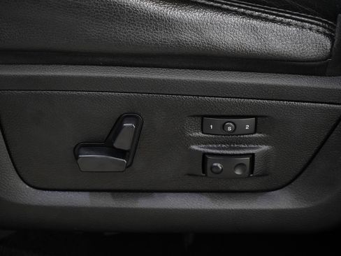 Used 2016 RAM 2500 Laramie w/ Convenience Group AWD/4WD image 27