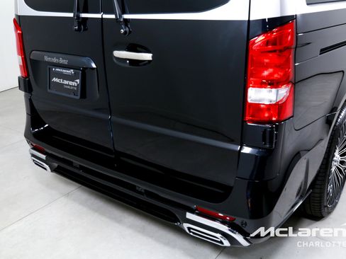 Used 2023 Mercedes-Benz Metris Passenger image 36