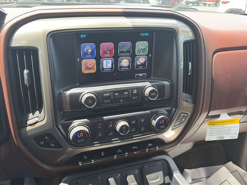 Used 2016 Chevrolet Silverado 1500 High Country w/ High Country Premium Package AWD/4WD image 26