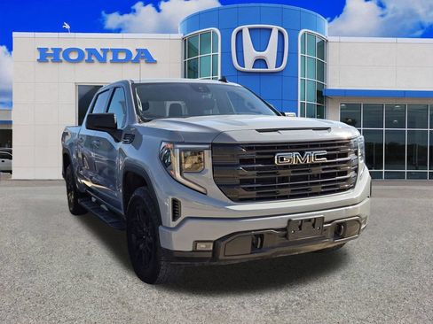Used 2024 GMC Sierra 1500 Elevation AWD/4WD image 19