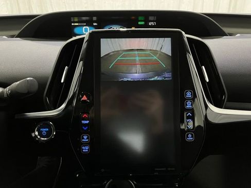 Certified 2021 Toyota Prius Prime XLE FWD image 19