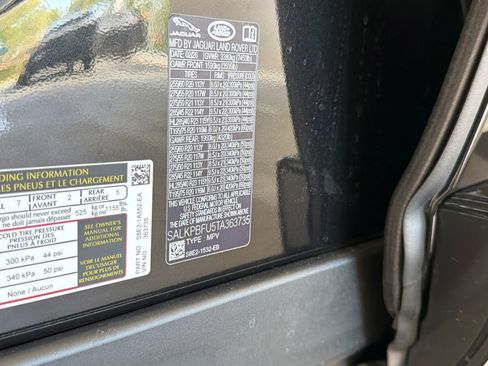 New 2026 Land Rover Range Rover Long Wheelbase SE image 20