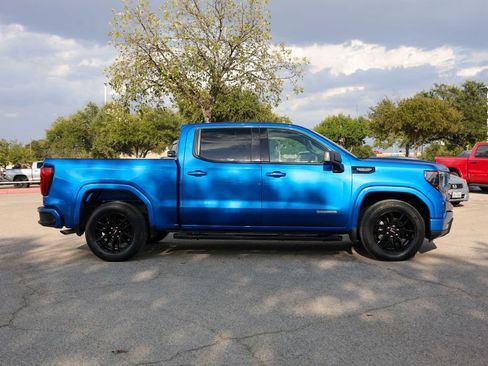 Used 2022 GMC Sierra 1500 Elevation RWD image 8