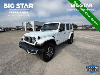 Used 2025 Jeep Wrangler Sahara video 1