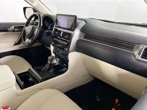 Used 2023 Lexus GX 460 Premium w/ Premium Package AWD/4WD image 30