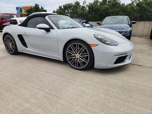 Used 2024 Porsche 718 Boxster S RWD image 1