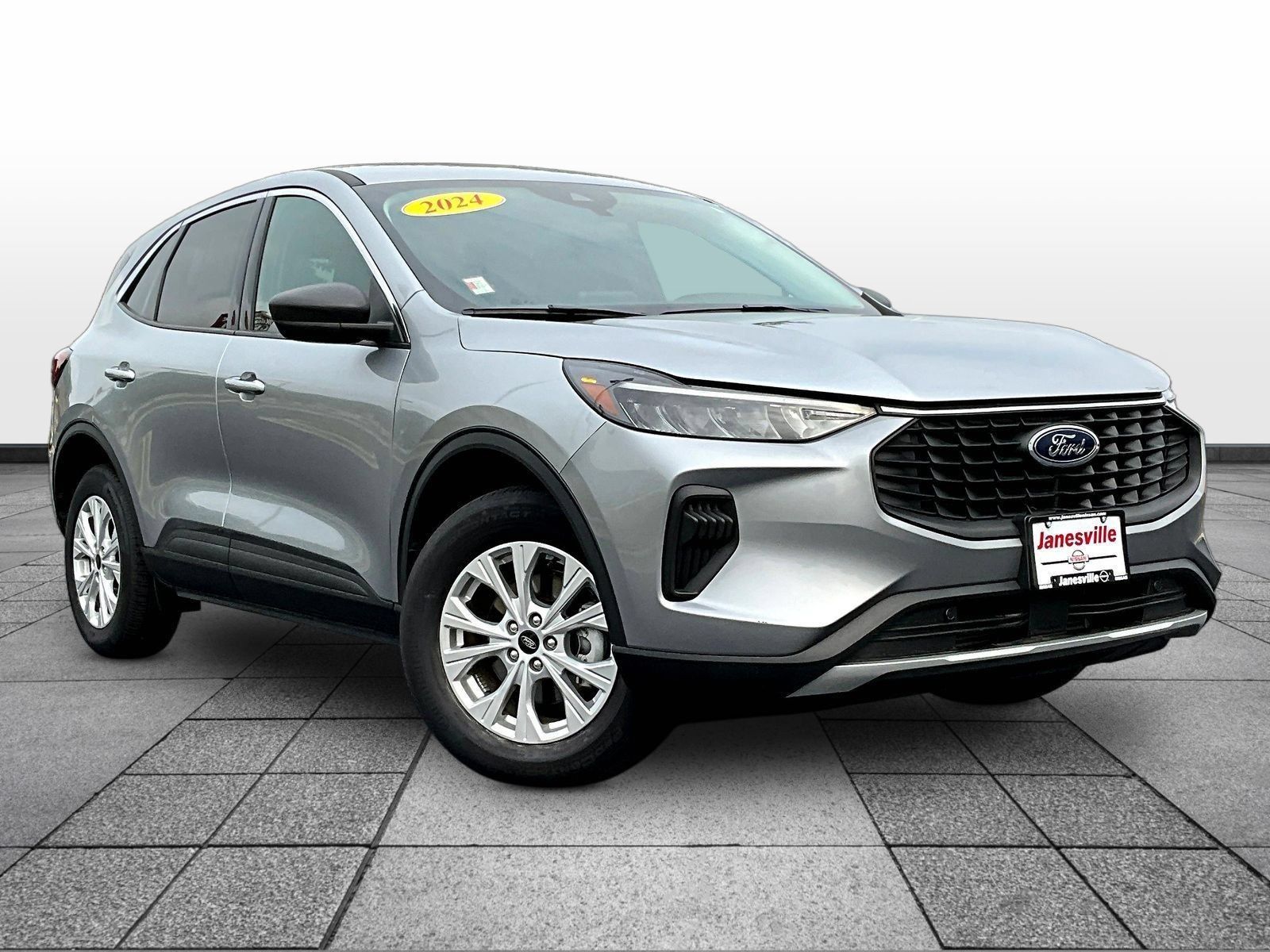 Used 2024 Ford Escape Active AWD/4WD image 1