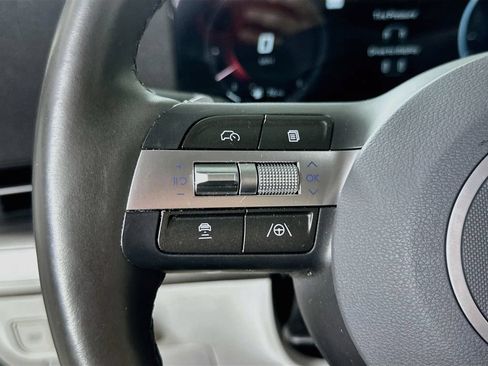 Used 2026 Hyundai Kona Limited FWD image 22