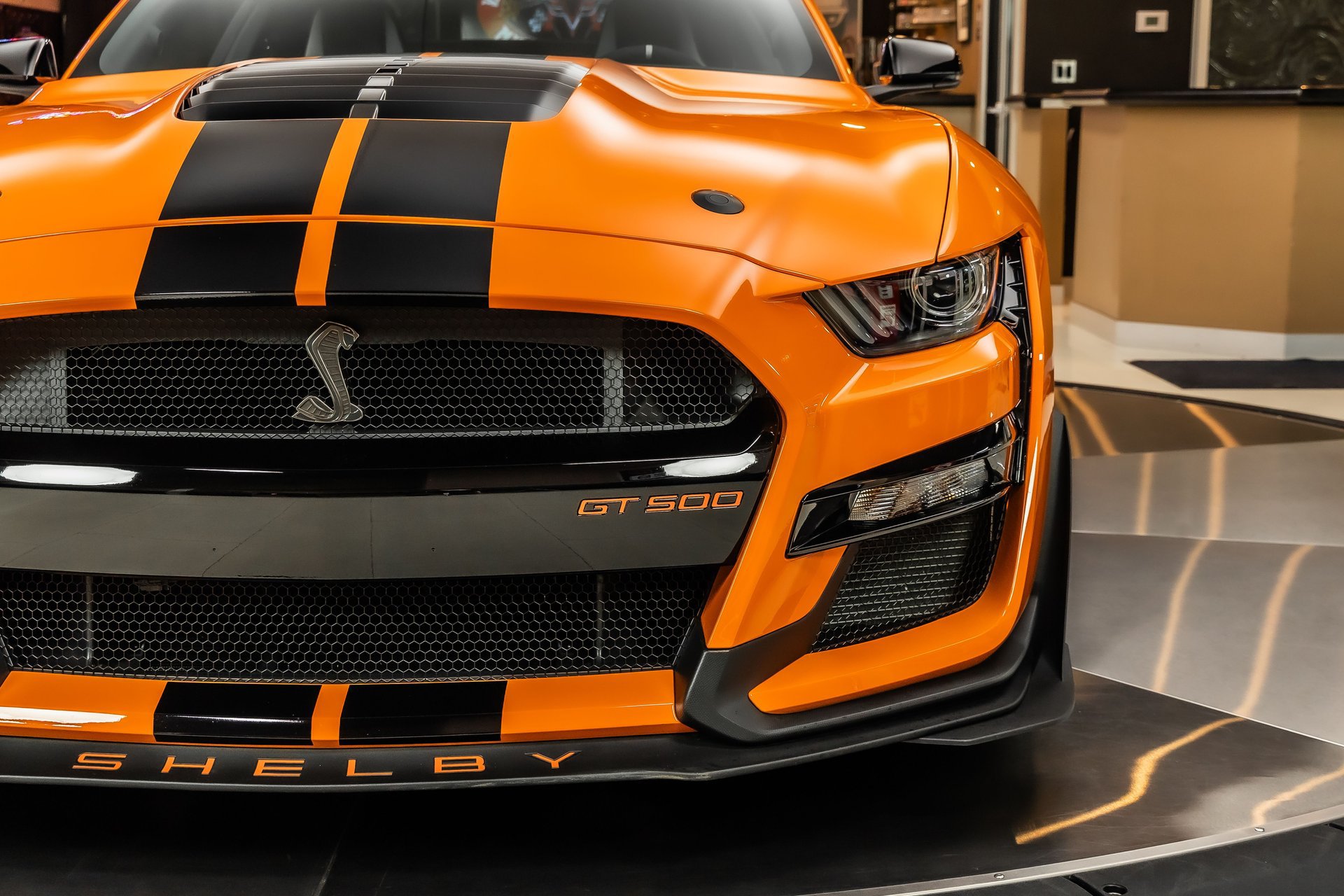 Used 2021 Ford Mustang Shelby GT500 w/ Carbon Fiber Track Pack RWD image 28