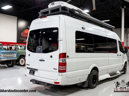 Used 2018 Mercedes-Benz Sprinter 3500 image 40