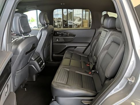 Certified 2024 Lincoln Nautilus Reserve w/ Equipment Group 202A image 12