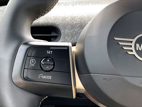 Used 2025 MINI Cooper S image 11