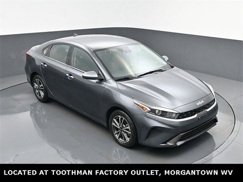 Used 2024 Kia Forte LXS image 17