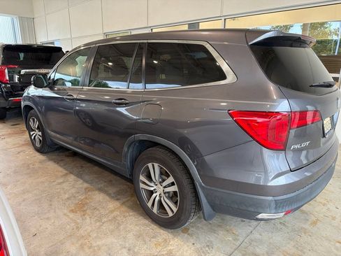 Used 2017 Honda Pilot EX-L image 2