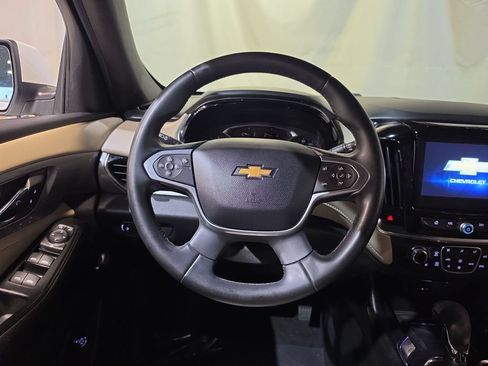 Used 2023 Chevrolet Traverse LT w/ LPO, Cargo Package AWD/4WD image 11
