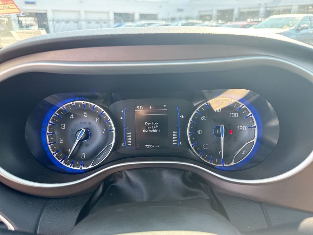 Used 2023 Chrysler Voyager LX FWD image 51