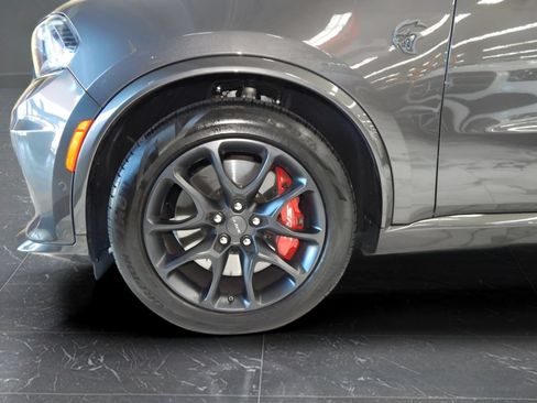 Used 2021 Dodge Durango SRT Hellcat w/ Technology Group AWD/4WD image 30