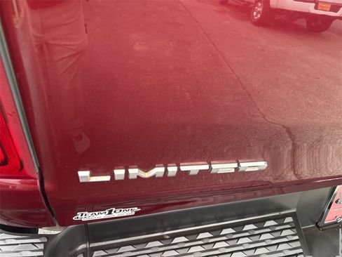 Used 2019 RAM 1500 Limited image 31