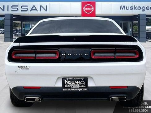 Used 2018 Dodge Challenger SXT w/ Blacktop Package RWD image 6