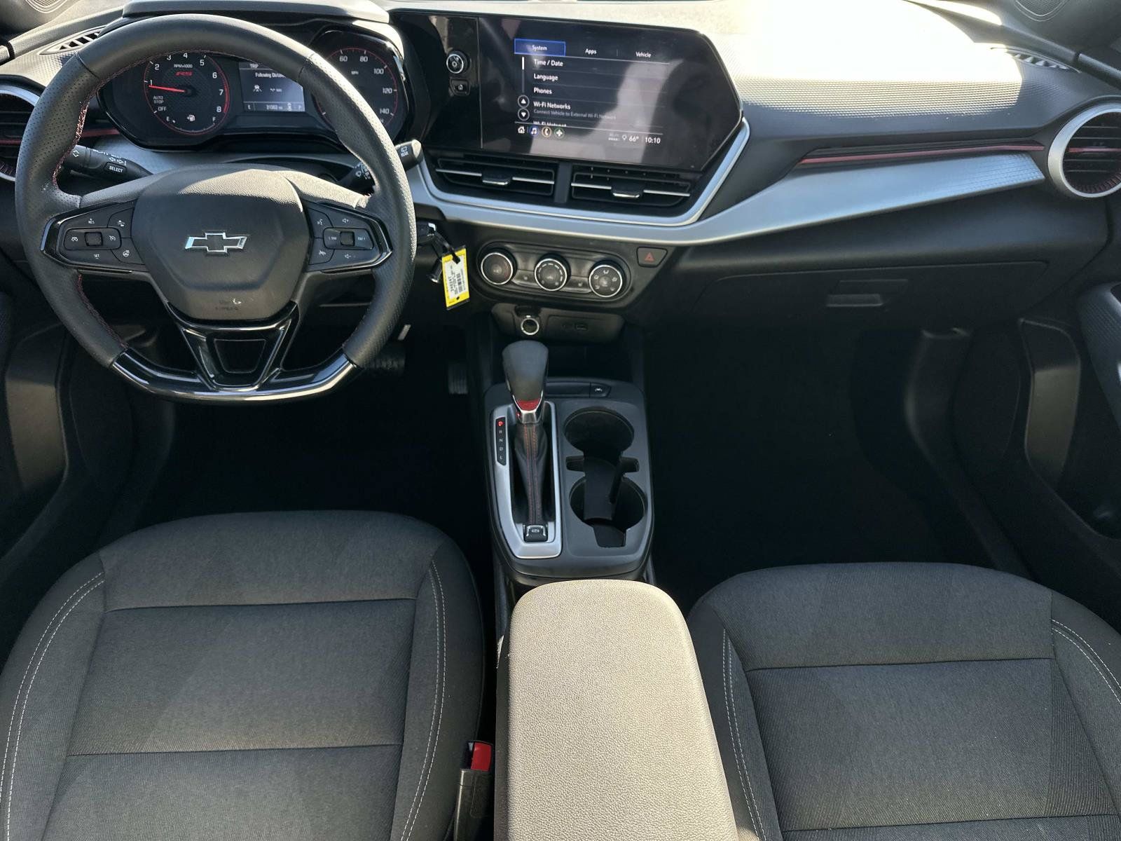 Certified 2025 Chevrolet Trax RS w/ Driver Confidence Package FWD image 12