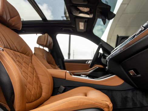 Used 2026 BMW X5 sDrive40i w/ M Sport Package image 45