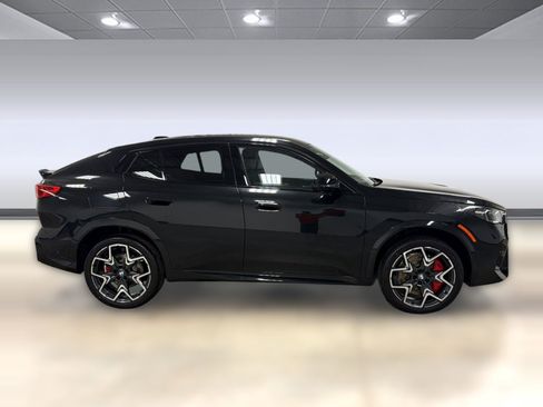 New 2026 BMW X2 xDrive28i w/ Technology Package AWD/4WD image 7