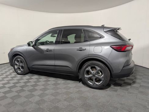 Certified 2025 Ford Escape ST-Line FWD image 5
