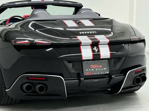 Used 2025 Ferrari Roma Spider RWD image 39