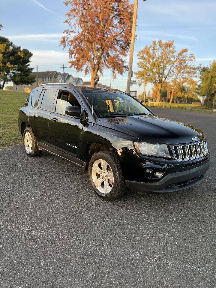 Used 2014 Jeep Compass Sport w/ Power Value Group FWD image 9
