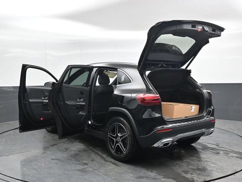 New 2026 Mercedes-Benz GLA 250 4MATIC image 40