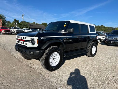 Used 2025 Ford Bronco Heritage Edition image 4