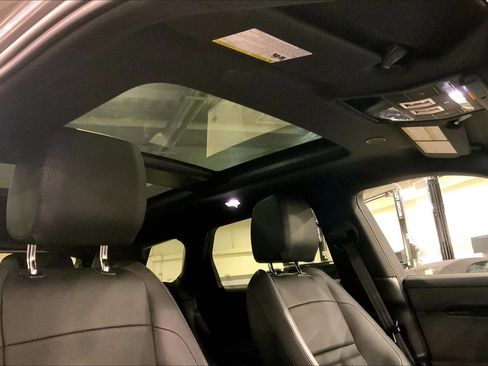 Used 2025 Land Rover Range Rover Evoque S image 14