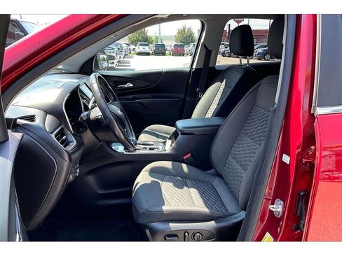 Used 2021 Chevrolet Equinox LT AWD/4WD image 27
