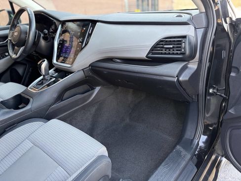 Used 2021 Subaru Outback Premium AWD/4WD image 10
