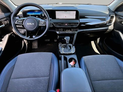 Used 2024 Kia Seltos S FWD image 7