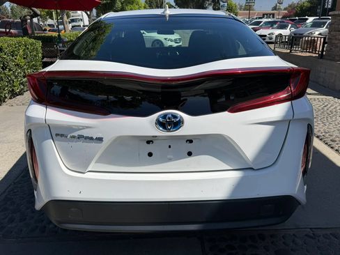 Used 2018 Toyota Prius Prime Plus FWD image 6