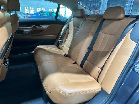 Used 2020 BMW 740i xDrive w/ Cold Weather Package AWD/4WD image 46