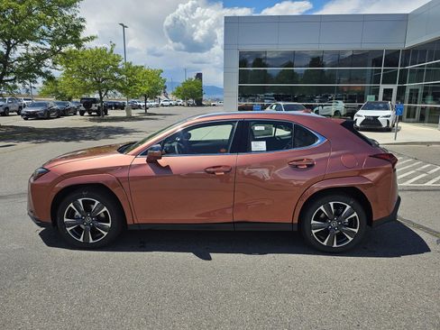 New 2026 Lexus UX 300h AWD image 9