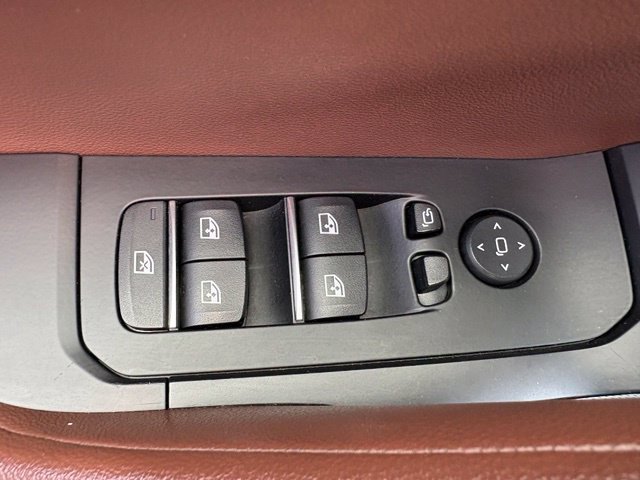 Used 2020 BMW X6 M50i AWD/4WD image 19