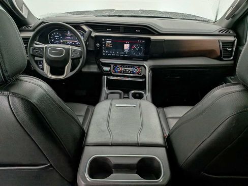 Used 2024 GMC Sierra 3500 Denali w/ Denali Reserve Package image 17