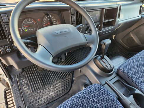 New 2024 Chevrolet Low Cab Forward image 28