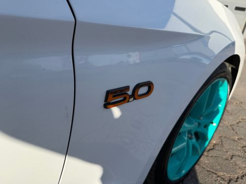 Used 2016 Ford Mustang GT Premium RWD image 31