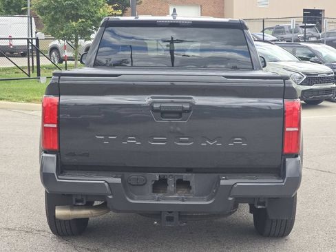Used 2024 Toyota Tacoma 4x4 Double Cab image 13