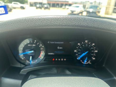 Used 2017 Ford Expedition XLT RWD image 15