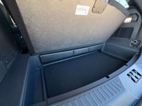 New 2026 Ford Explorer Active w/ Active Comfort Package image 65