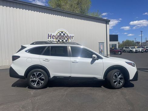 Used 2021 Subaru Outback Limited XT AWD/4WD image 8