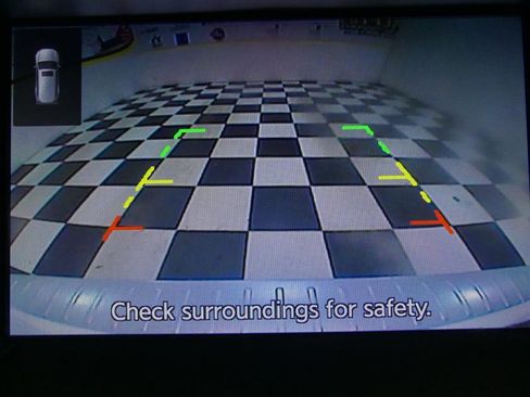 Used 2019 Nissan Pathfinder SV image 10