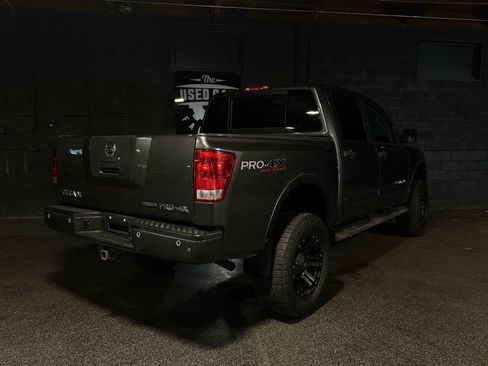 Used 2010 Nissan Titan PRO-4X AWD/4WD image 5