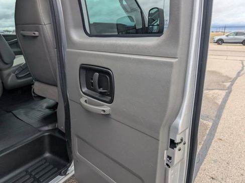 Used 2020 Chevrolet Express 2500 LS w/ Driver Convenience Package image 8